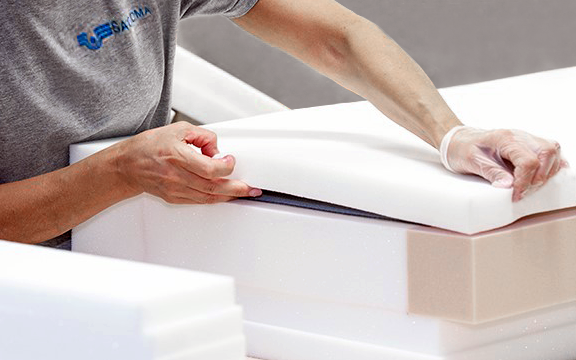 SAGOMA lavorazione poliuretano espanso flessibile